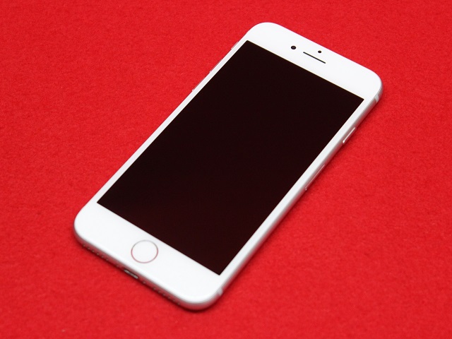 iPhone 7 32GB シルバーの商品画像